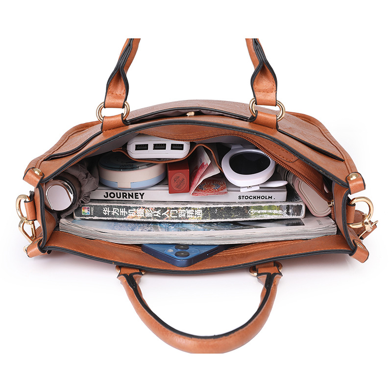 Torebka crossbody w stylu retr – Interior Design Class recenzja i cena
