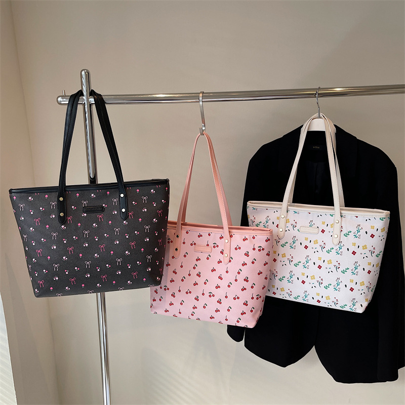 Torba typu tote o dużej pojemn – Interior Design Class recenzja i cena