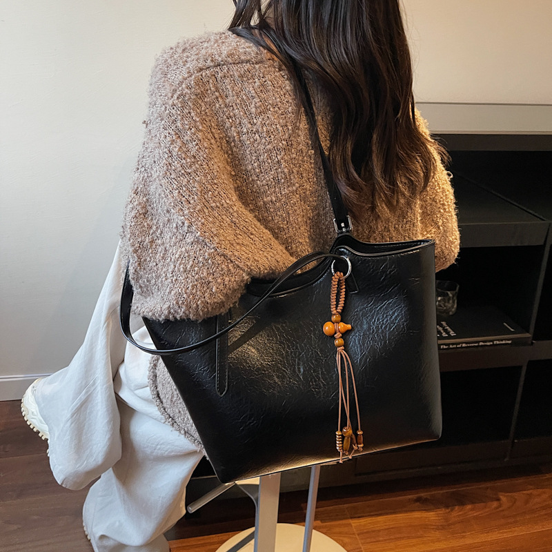 Torba typu tote o dużej pojemn – Interior Design Class recenzja i cena